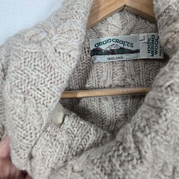 Aran Crafts 100% Merino Wool Cable Knit Cardigan L Beige Oatmeal Shawl Collar - Picture 8 of 16